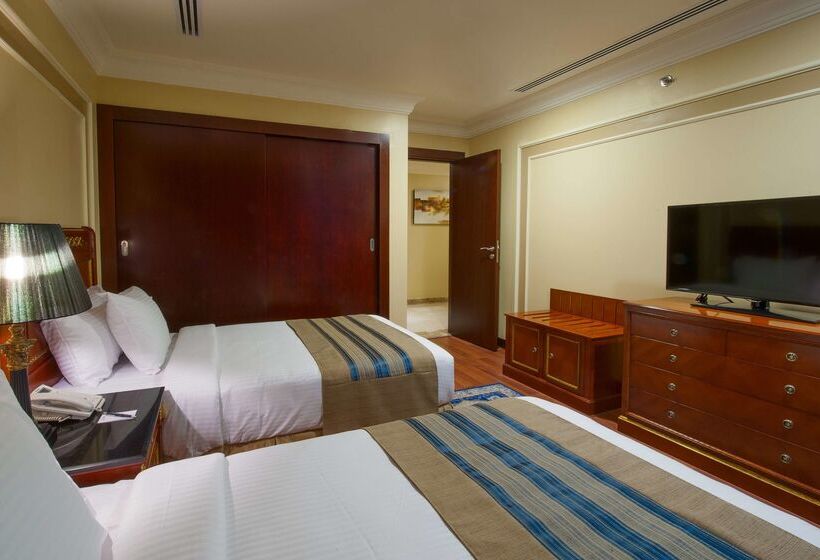 ホテル Radisson Blu  Dhahran