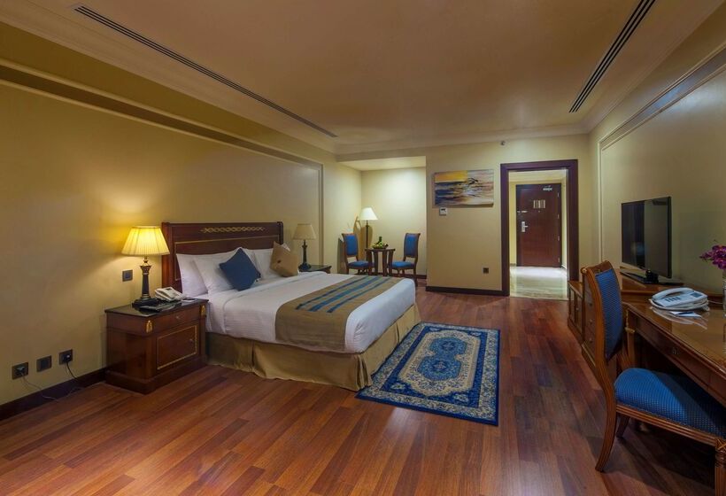 ホテル Radisson Blu  Dhahran