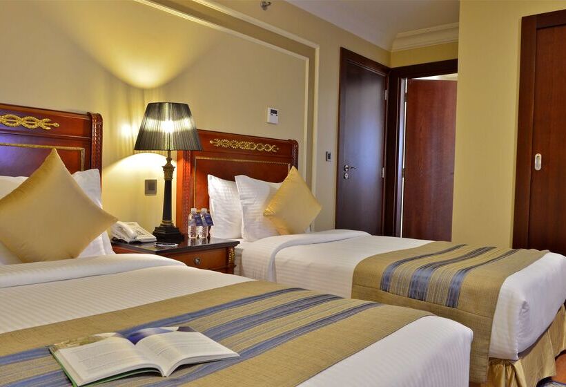 ホテル Radisson Blu  Dhahran