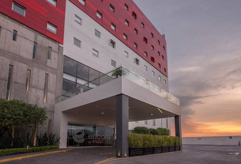 Отель Ramada Encore By Wyndham Queretaro