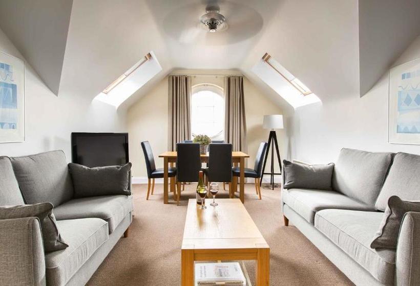 هتل Saco Jersey Merlin House