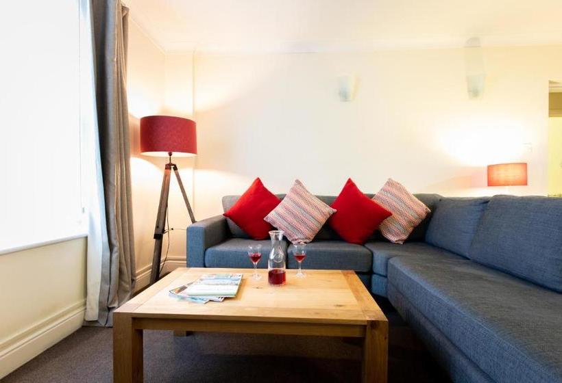 هتل Saco Jersey Merlin House