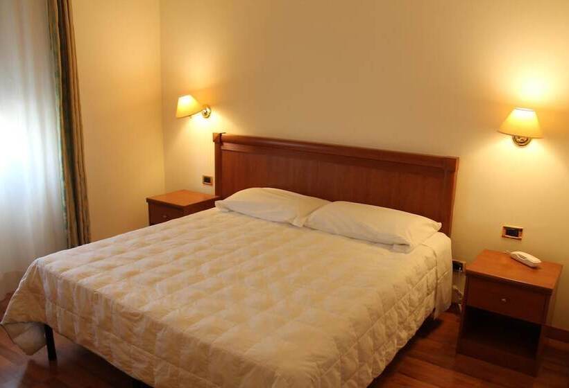 בית מלון כפרי Santa Lucia