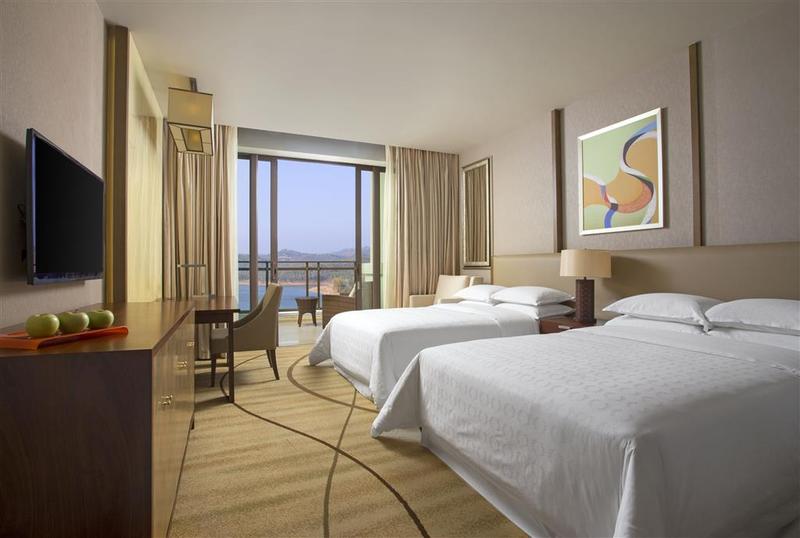 Отель Sheraton Bailuhu Resort, Huizhou