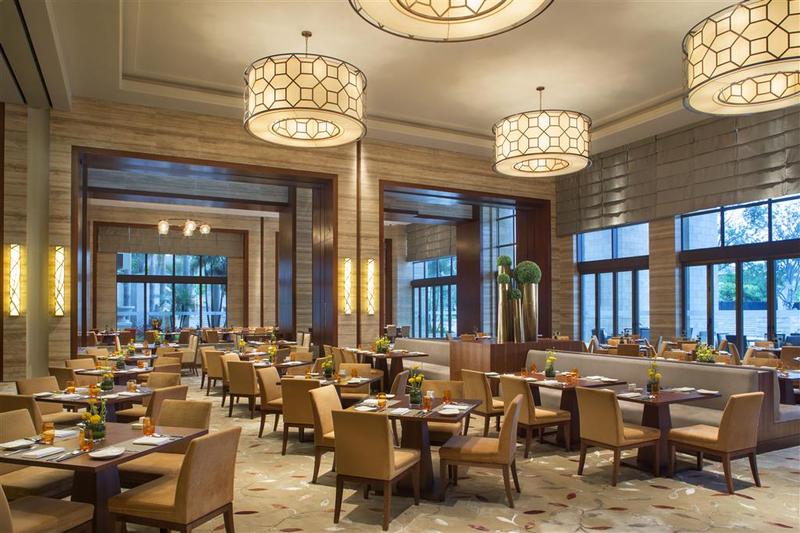 Отель Sheraton Bailuhu Resort, Huizhou