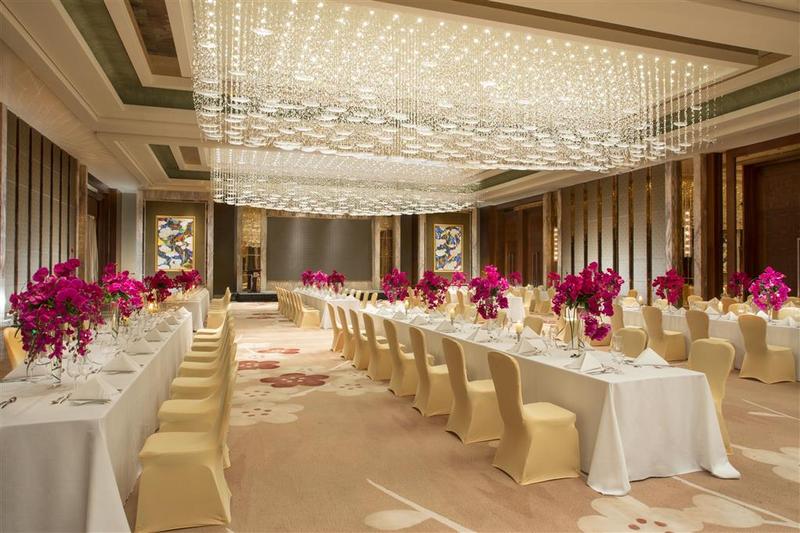 Отель Sheraton Bailuhu Resort, Huizhou