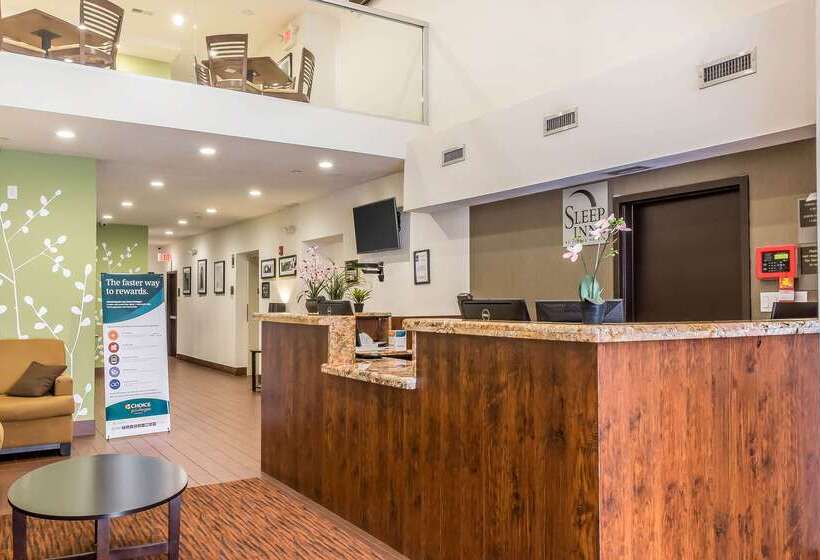 Отель Sleep Inn Center City