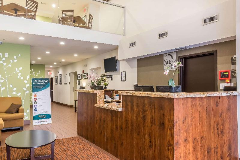 Отель Sleep Inn Center City