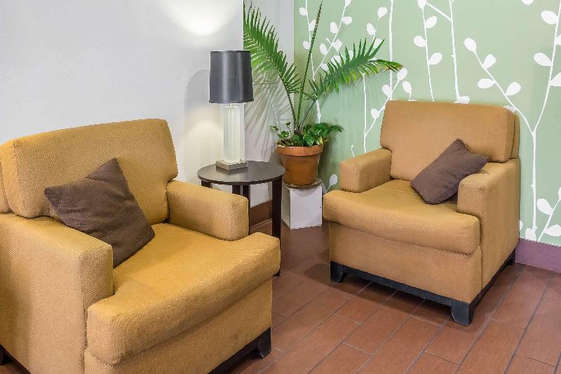 Отель Sleep Inn Center City