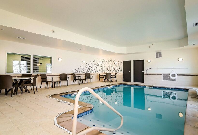 فندق Sleep Inn & Suites   Fort Scott