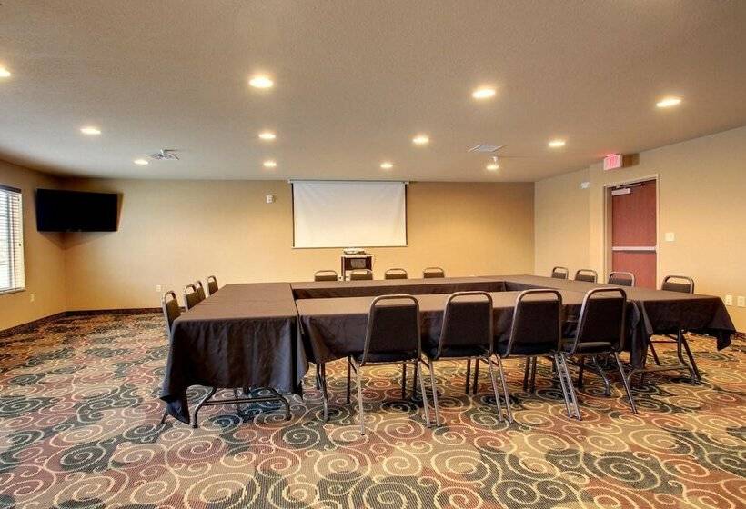 호텔 Stanton Inn And Suites