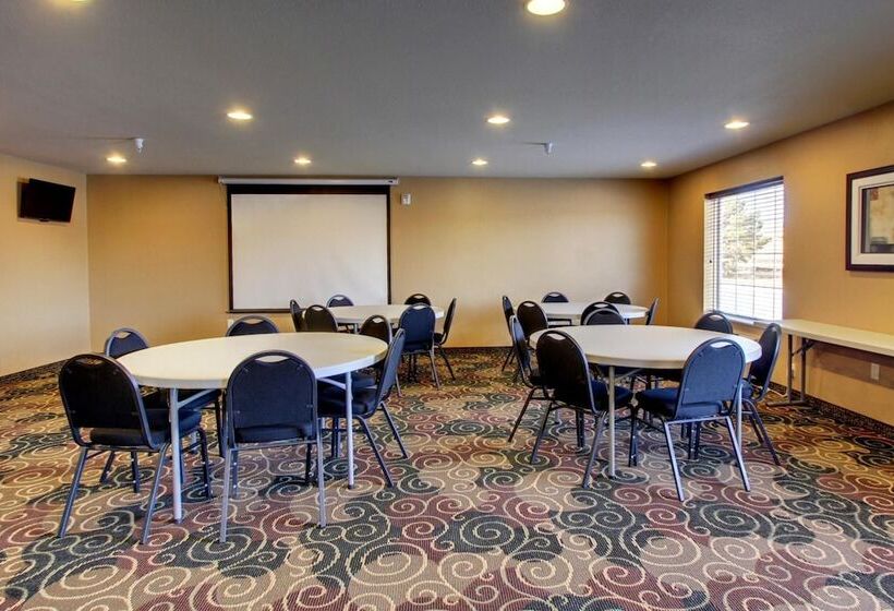 호텔 Stanton Inn And Suites