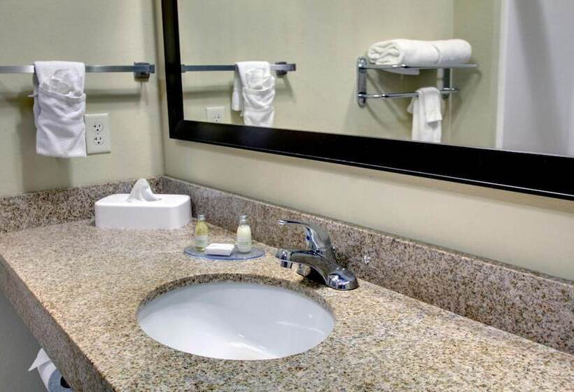 호텔 Stanton Inn And Suites