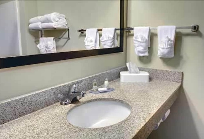 호텔 Stanton Inn And Suites