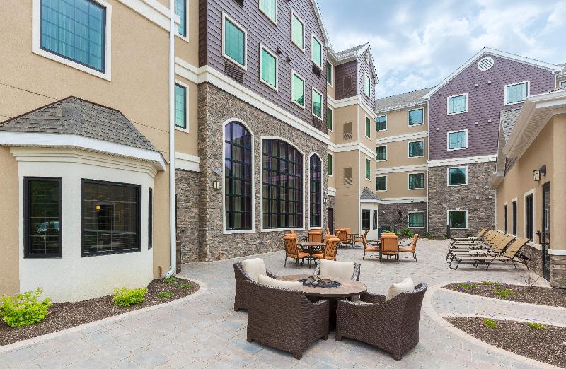 호텔 Staybridge Suites Canton, An Ihg