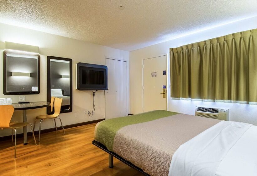 בית מלון כפרי Studio 6 Cypress, Ca