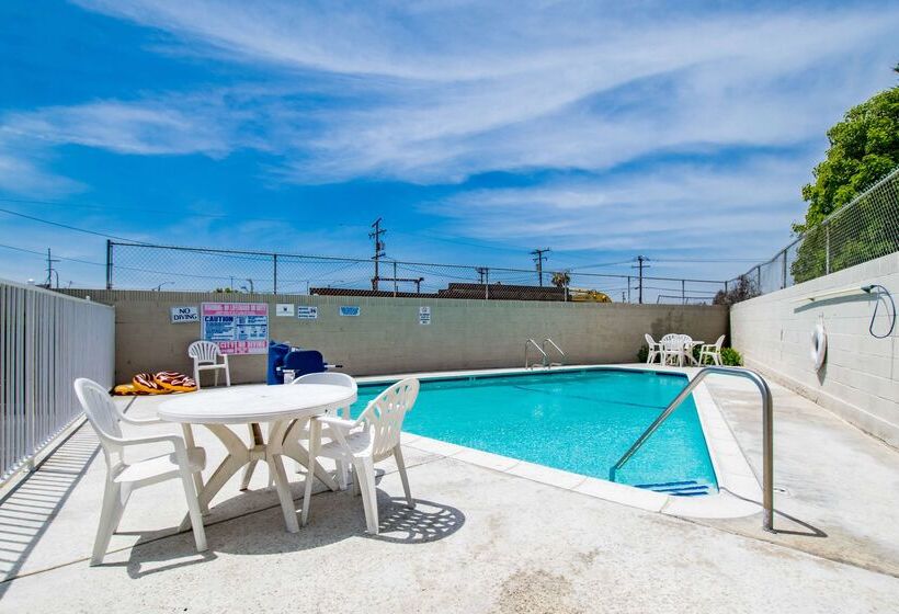 酒店 Studio 6 Cypress, Ca