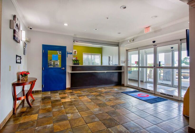 בית מלון כפרי Studio 6sulphur, La