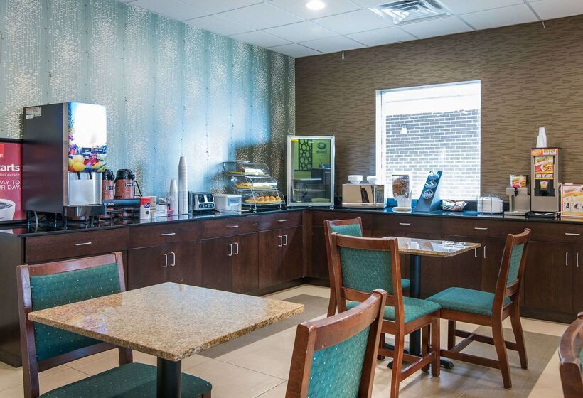 호텔 Suburban Extended Stay  Selma I95