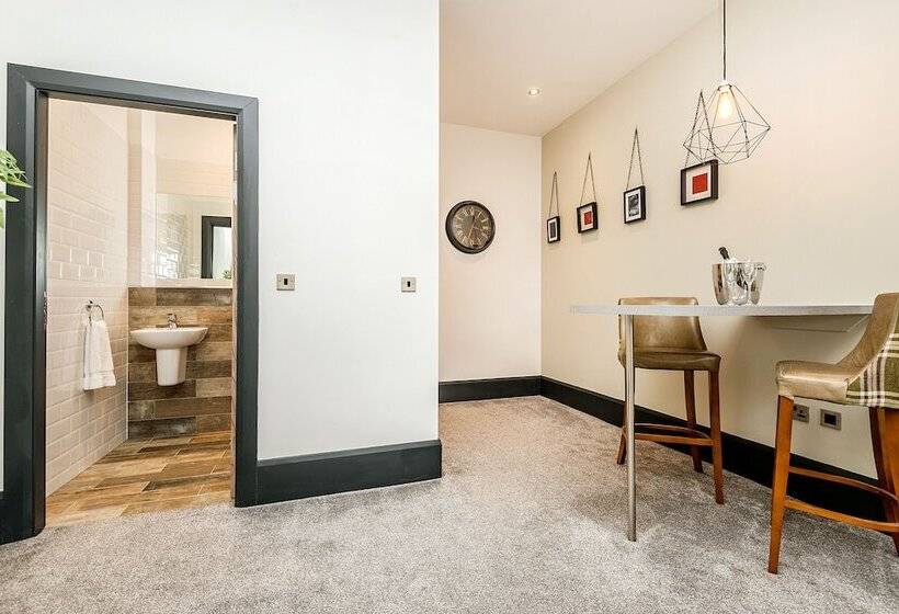 ホテル The Ainscow