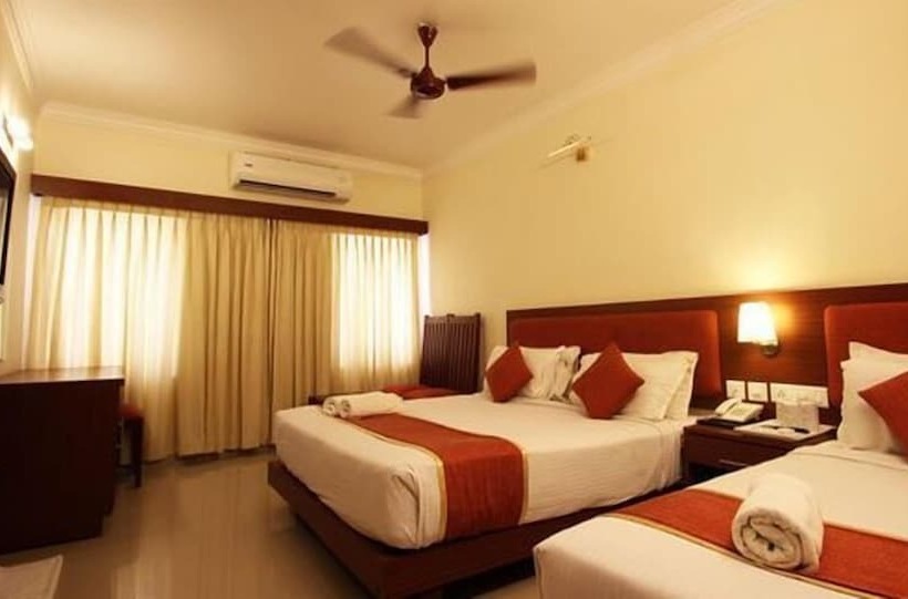 בית מלון כפרי The Gopinivas Grand