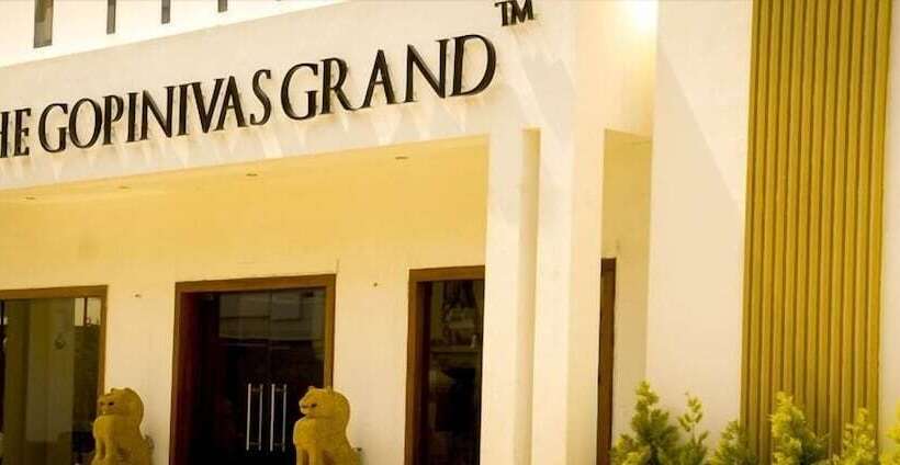 בית מלון כפרי The Gopinivas Grand