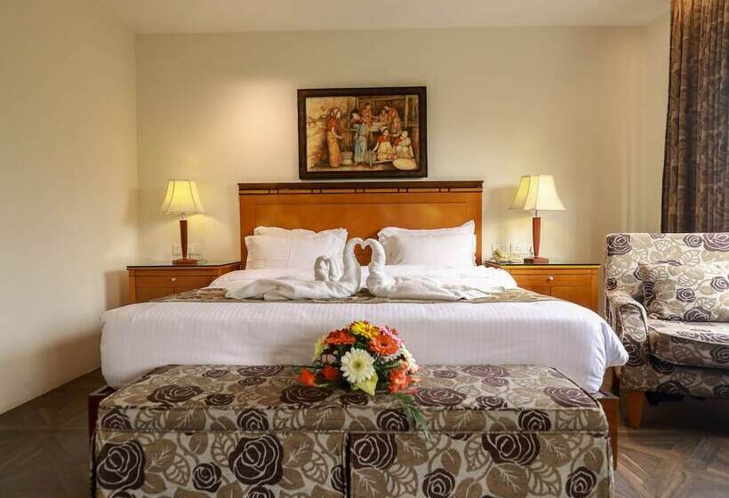 The Greenwood Hotel Tezpur