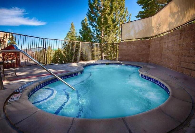 酒店 The Ridge Pointe