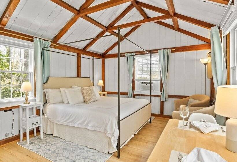 فندق The Seagrove Suites & Guest Rooms