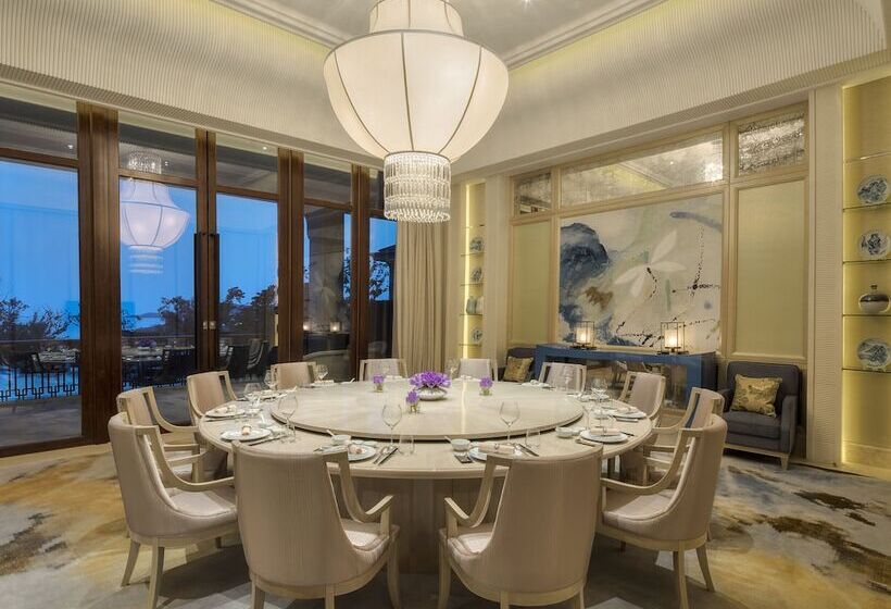 فندق The Westin Zhujiajian Resort, Zhoushan