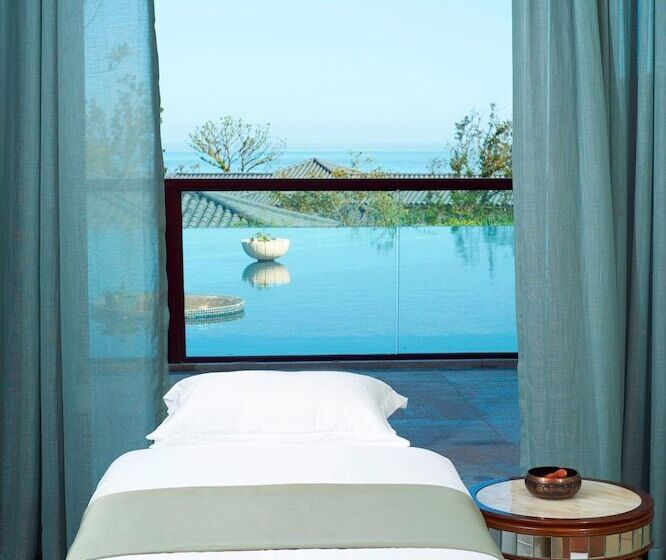 فندق The Westin Zhujiajian Resort, Zhoushan