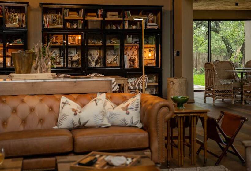 ホテル Thornybush Game Lodge