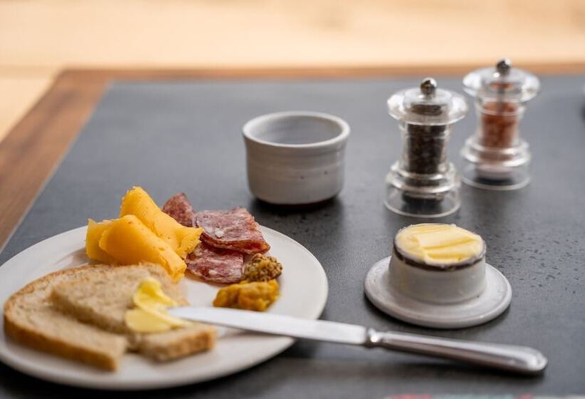 ホテル Thornybush Game Lodge