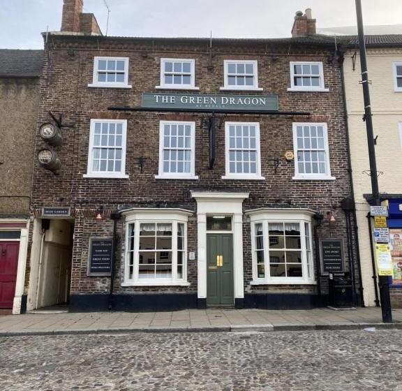 فندق Three Coopers