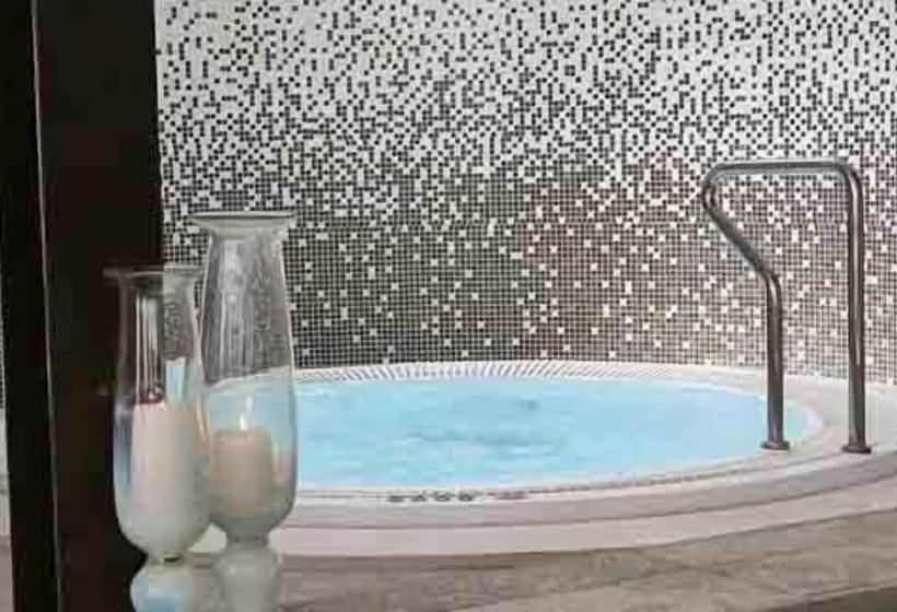 فندق Valley Lodge & Spa