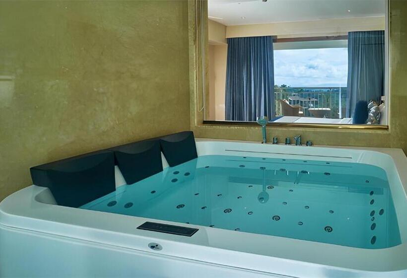 هتل Vibe Munnar Resort & Spa