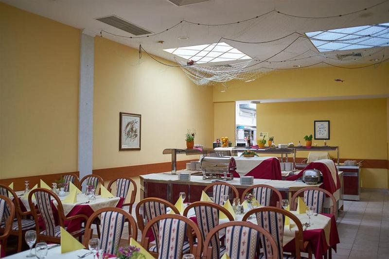 호텔 Vila Ružica Glavna Zgrada I Depandanse