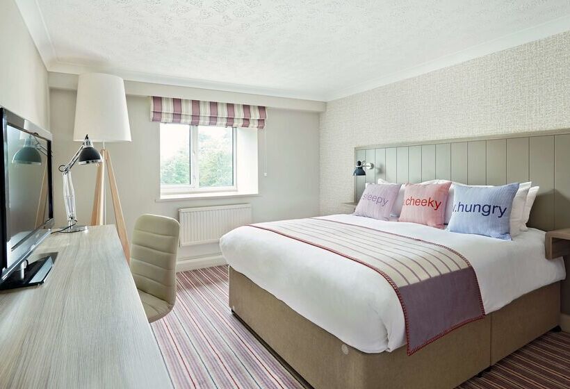 Village Hotel Edinburgh