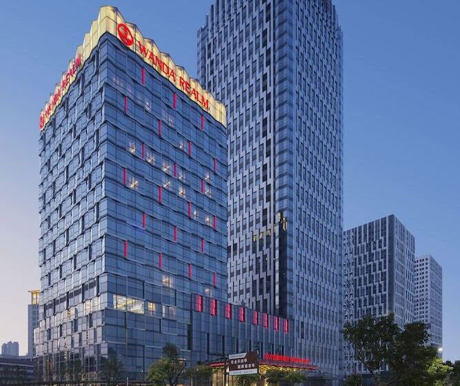 Отель Wanda Realm Changzhou