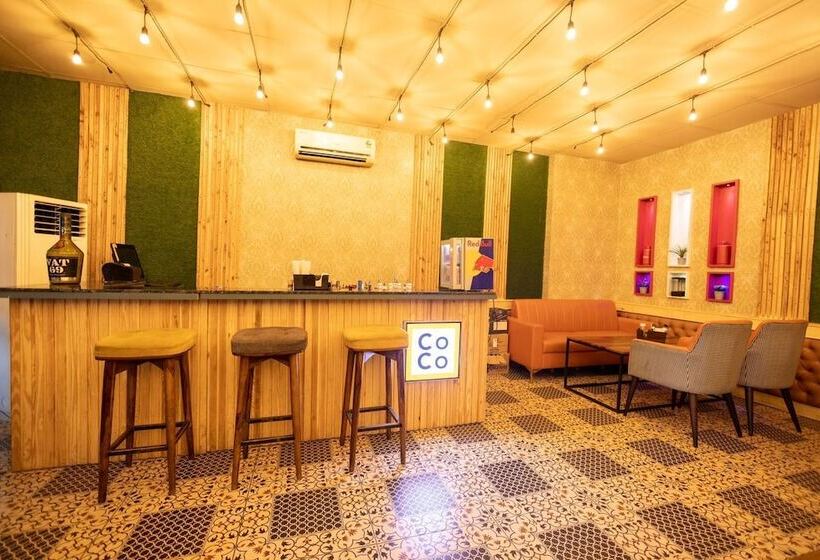 Отель Welcomheritage Traditional Haveli