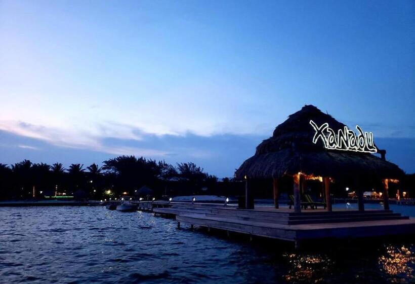 호텔 Xanadu Island Resort