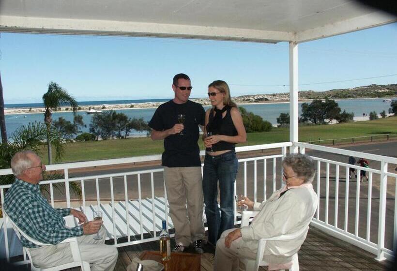 Kalbarri Seafront Villas