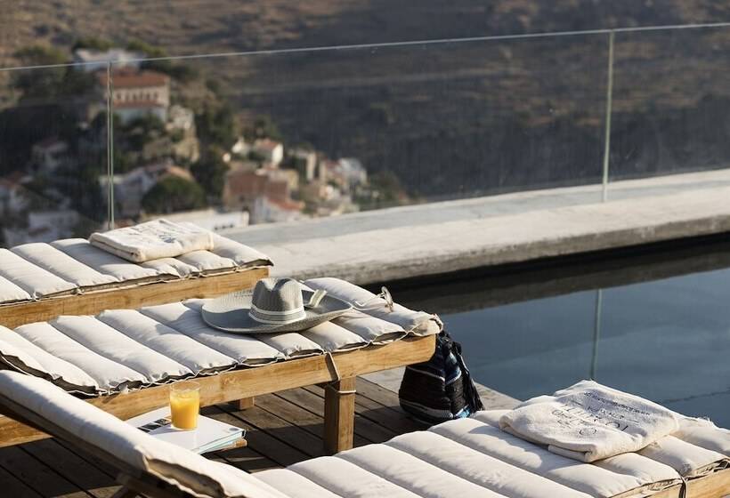 Kea Village Suites & Villas