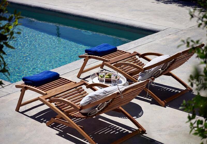 Kea Village Suites & Villas