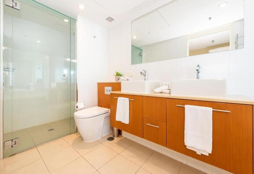 Lanai Riverside Apartments