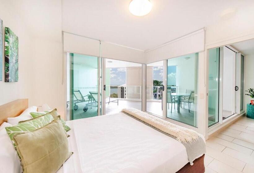 Lanai Riverside Apartments