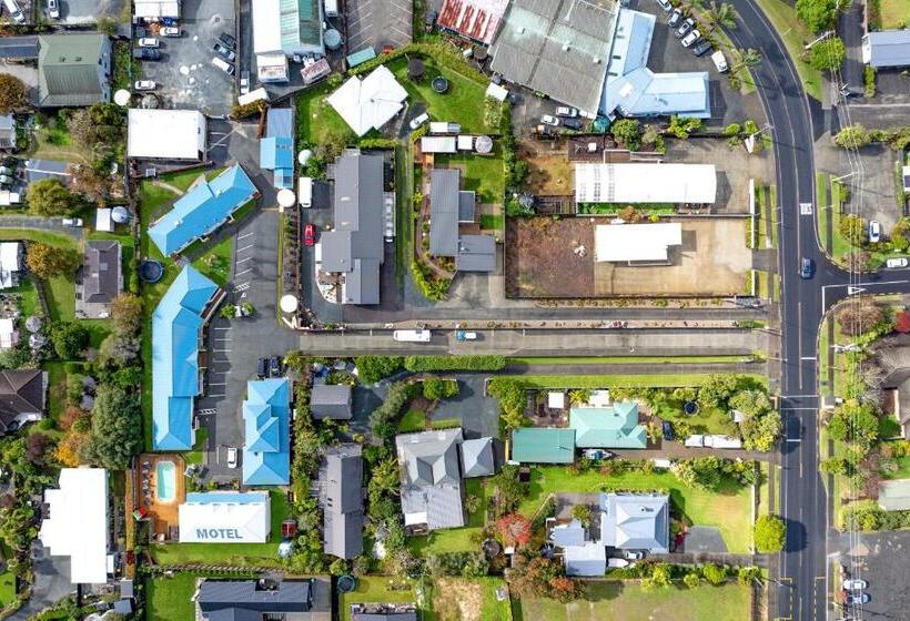 Matakana Motel