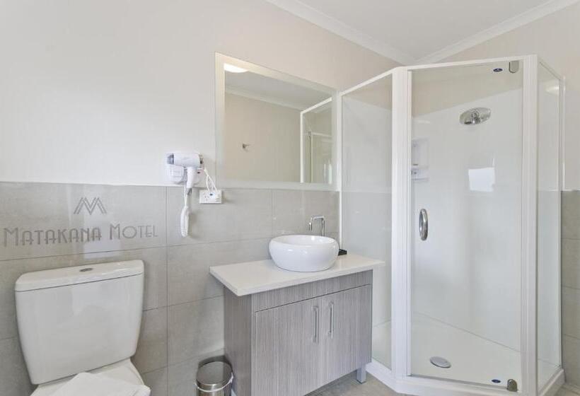 Matakana Motel