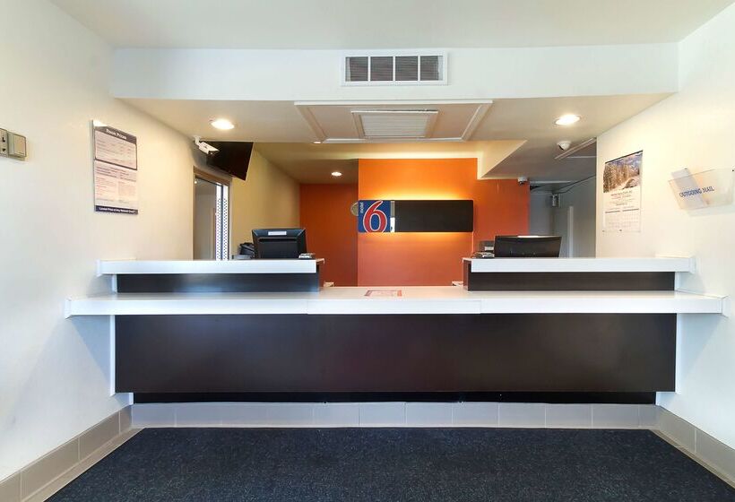 Motel 6 Capitol Heights, Md   Washington