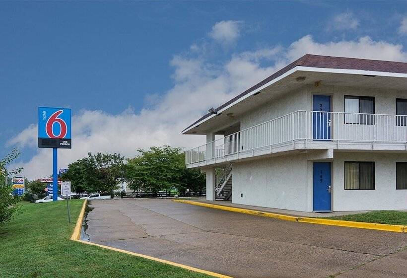 Motel 6 Fredericksburg, Va North